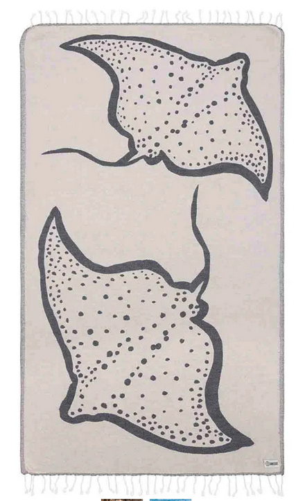 Pacific ray beach towel